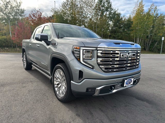 Used 2023 GMC Sierra 1500 Denali w/ Technology Package AWD/4WD image 7