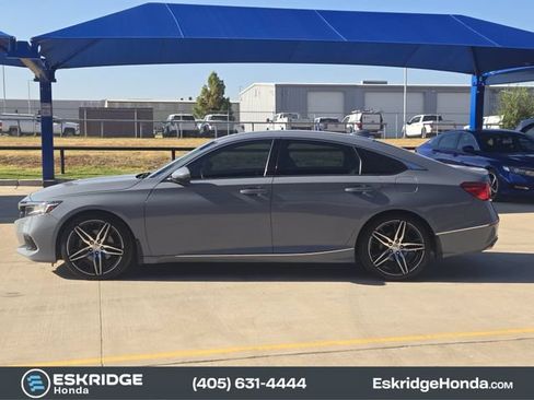 Used 2022 Honda Accord Touring image 4