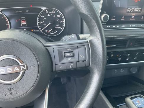 Certified 2023 Nissan Rogue S image 22