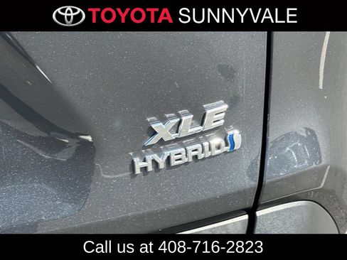 Used 2021 Toyota RAV4 XLE w/ Convenience Package AWD/4WD image 14