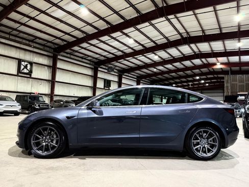 Used 2019 Tesla Model 3 Long Range AWD/4WD image 8