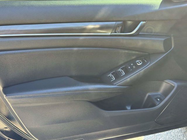 Used 2020 Honda Accord Sport image 20