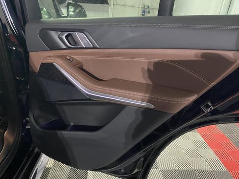 Used 2024 BMW X5 xDrive40i w/ M Sport Package image 10