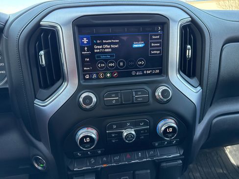 Used 2020 GMC Sierra 1500 SLT image 12