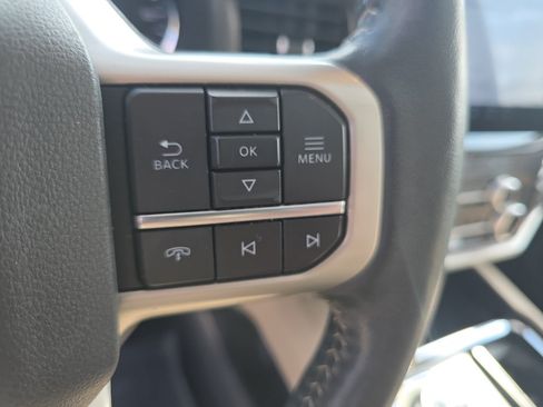 Used 2022 Ford Expedition XLT AWD/4WD image 27