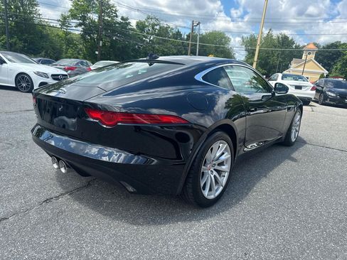 Used 2016 Jaguar F-TYPE Coupe RWD image 9