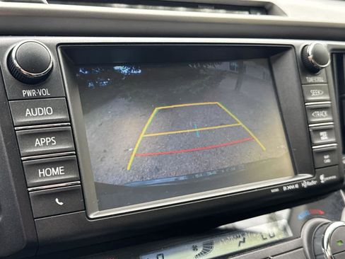 Used 2016 Toyota RAV4 XLE image 24