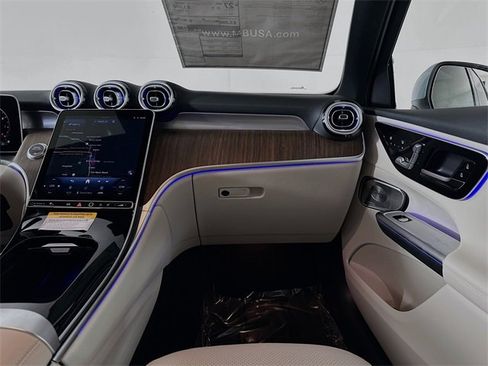 New 2026 Mercedes-Benz GLC 300 GLC 300 image 24