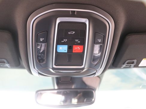 Used 2022 Jeep Grand Cherokee L Laredo AWD/4WD image 26