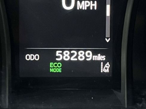 Used 2024 Toyota Camry SE FWD image 23