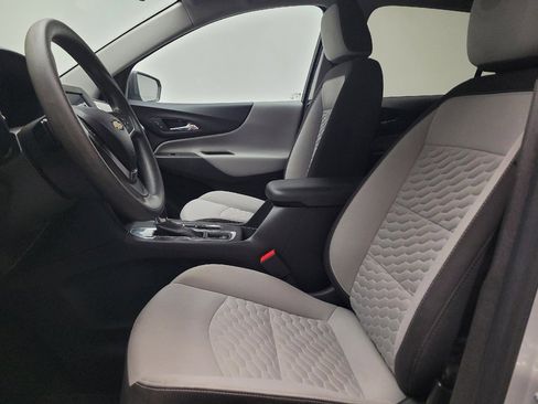 Used 2021 Chevrolet Equinox LS FWD image 17