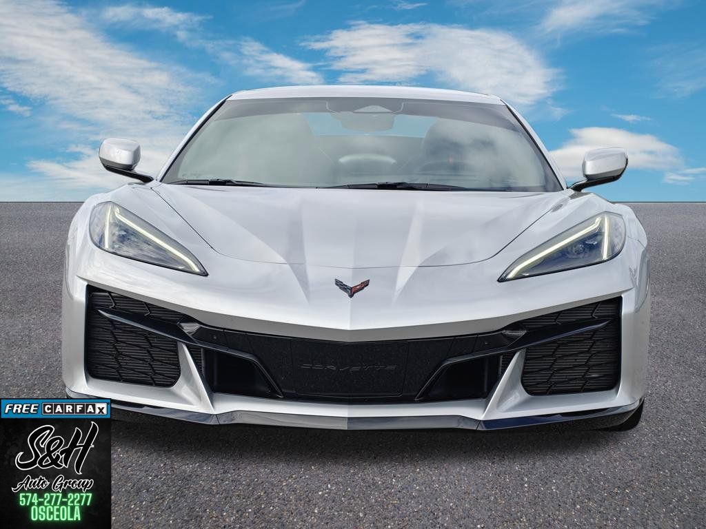 Used 2027 Chevrolet Corvette Grand Sport RWD image 16