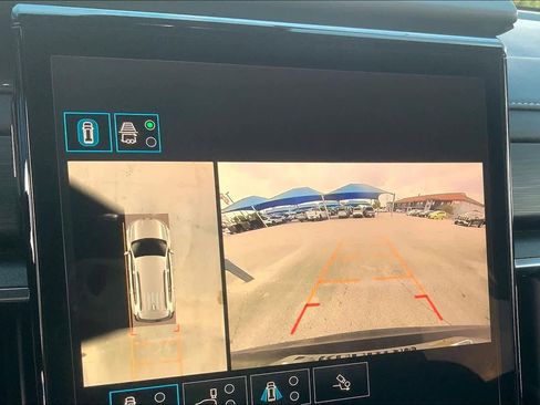 Used 2025 GMC Acadia Elevation image 26