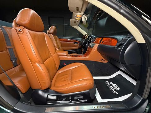 Used 2005 Lexus SC 430 Convertible image 44