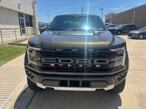 Used 2025 Ford F150 Raptor AWD/4WD image 4