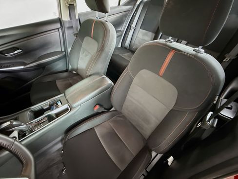 Used 2024 Nissan Sentra SR image 25