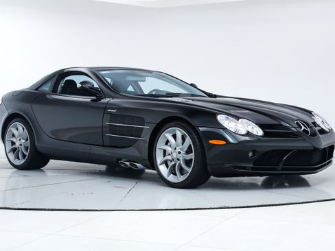 Used 2006 Mercedes-Benz SLR image 8