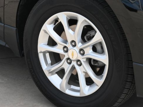 Used 2020 Chevrolet Equinox LS image 10