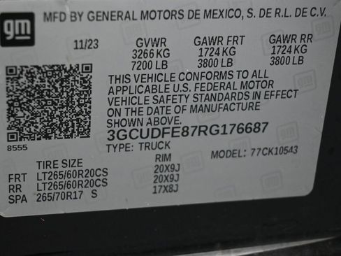 Used 2024 Chevrolet Silverado 1500 LT Trail Boss w/ Convenience Package II image 18