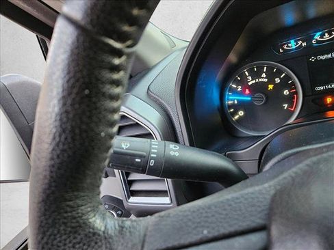 Used 2015 Ford F150 XLT w/ Equipment Group 302A Luxury image 12