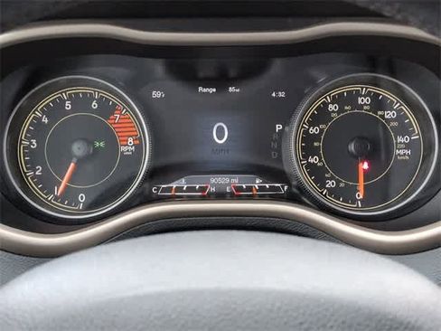 Used 2018 Jeep Cherokee Limited w/ Trailer Tow Group image 32