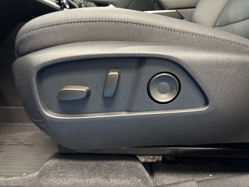 New 2026 Chevrolet Equinox LT w/ Convenience Package II image 27