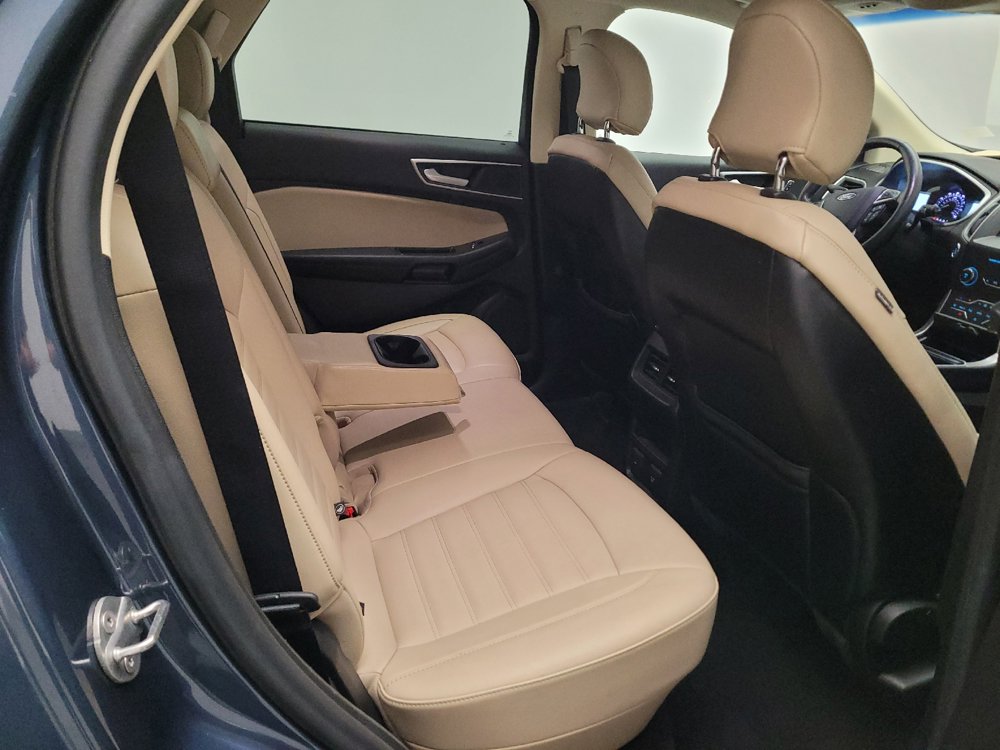 Used 2019 Ford Edge SEL w/ Equipment Group 201A FWD image 19