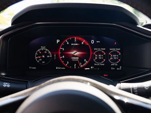 New 2024 Nissan Z NISMO w/ Floor Mat Package image 11