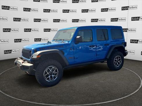 Certified 2025 Jeep Wrangler Unlimited Rubicon w/ Convenience Group image 2