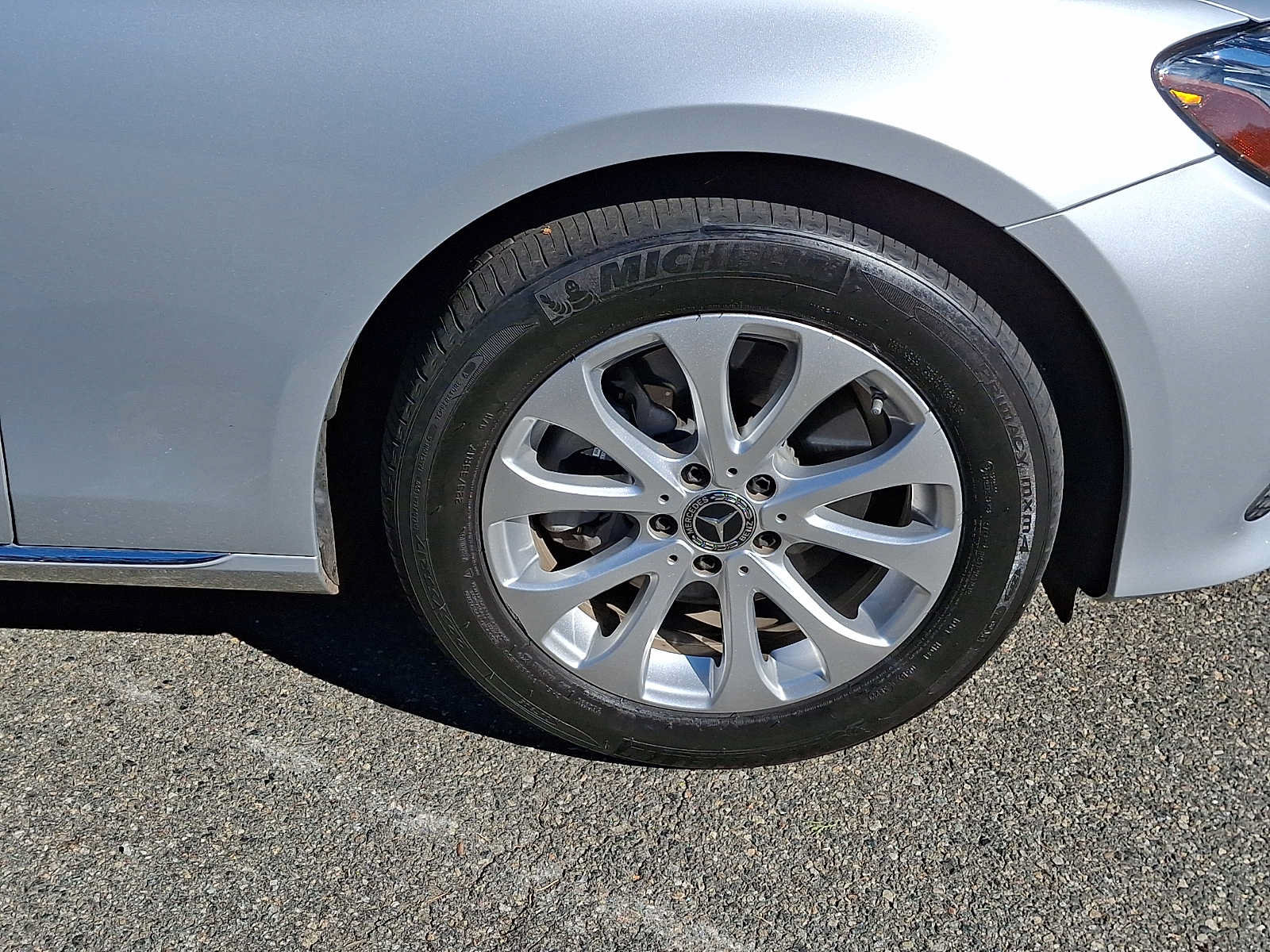 Used 2019 Mercedes-Benz E 300 4MATIC image 10