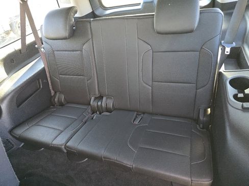 Used 2019 GMC Yukon XL SLT image 14