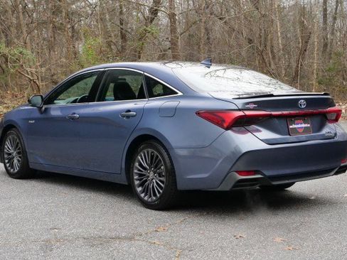 Used 2021 Toyota Avalon XSE image 20