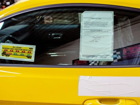 Used 2016 Ford Mustang Shelby GT350 w/ Technology Package image 23