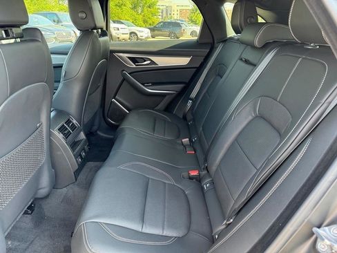 Used 2025 Jaguar F-PACE R-Dynamic S image 7