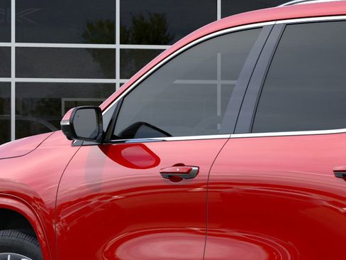 New 2026 Buick Enclave Avenir image 12