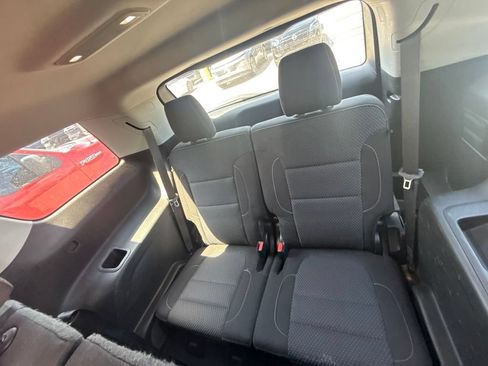 Used 2020 GMC Acadia SLE FWD image 11
