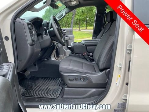 Used 2026 Chevrolet Silverado 1500 Custom Trail Boss AWD/4WD image 19