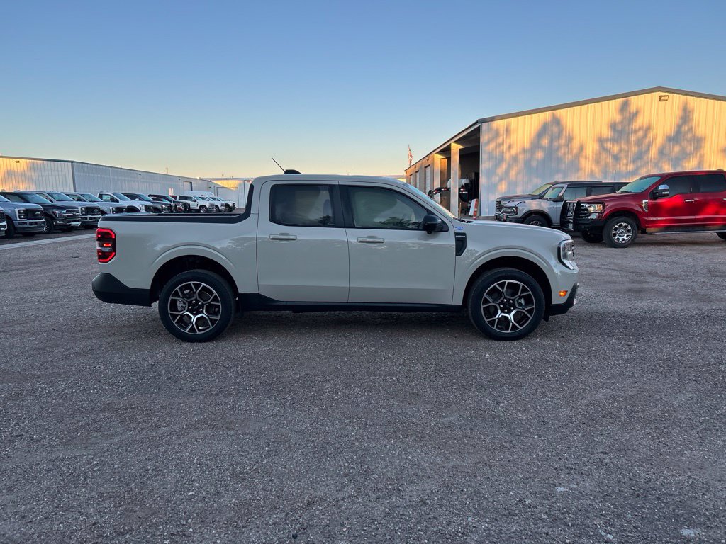 Used 2025 Ford Maverick Lariat w/ 4K Tow Package AWD/4WD image 8