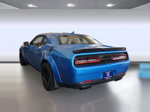Used 2018 Dodge Challenger SRT Demon RWD image 2