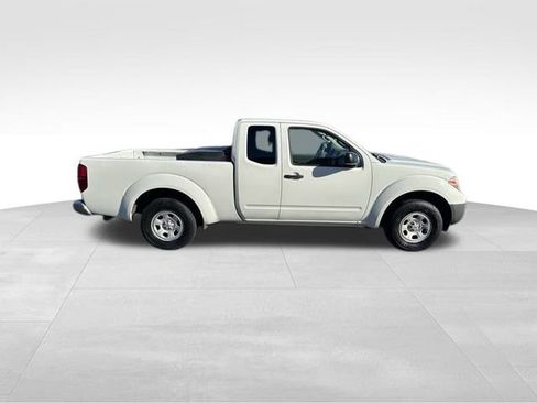 Used 2016 Nissan Frontier S image 20