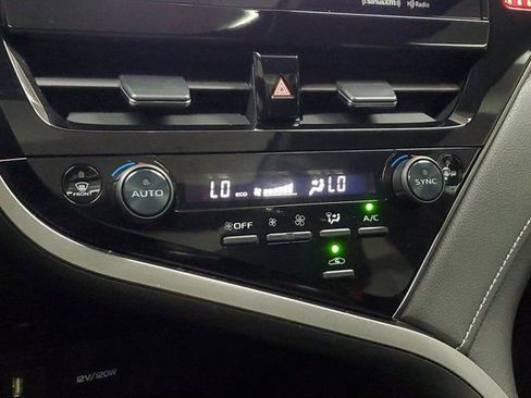 Used 2021 Toyota Camry XSE image 29