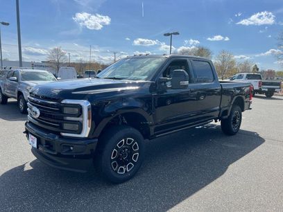 New 2025 Ford F350 Platinum w/ FX4 Off-Road Package