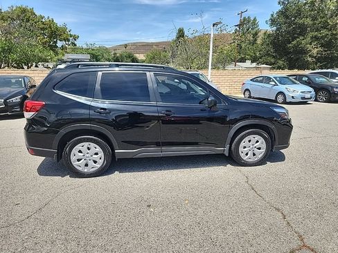 Used 2020 Subaru Forester w/ Alloy Wheel Package AWD/4WD image 6