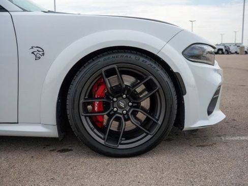 Used 2021 Dodge Charger SRT Hellcat RWD image 10