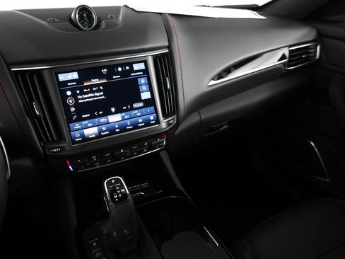 New 2024 Maserati Levante GT Ultima image 45