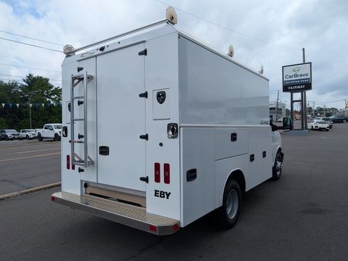 New 2025 Chevrolet Express 3500 w/ Power Convenience Package image 5