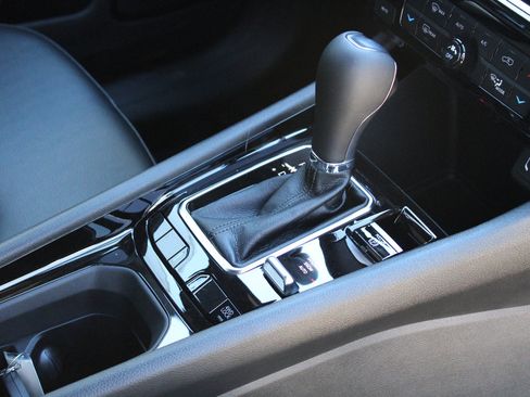 New 2026 Jeep Compass Limited image 13