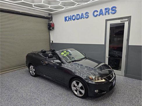 Used 2011 Lexus IS 250C image 13