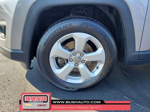 Used 2018 Jeep Compass Latitude w/ Cold Weather Group FWD image 6