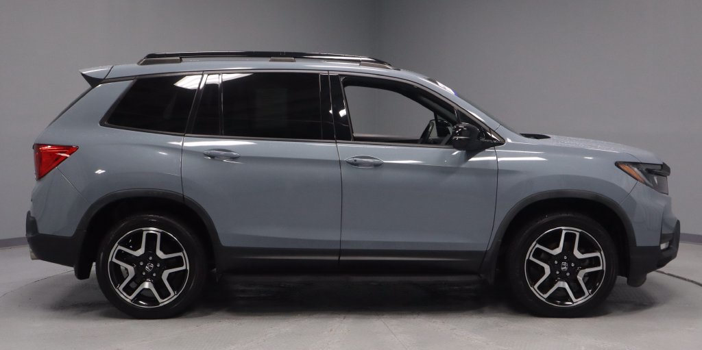 Used 2023 Honda Passport Elite image 9